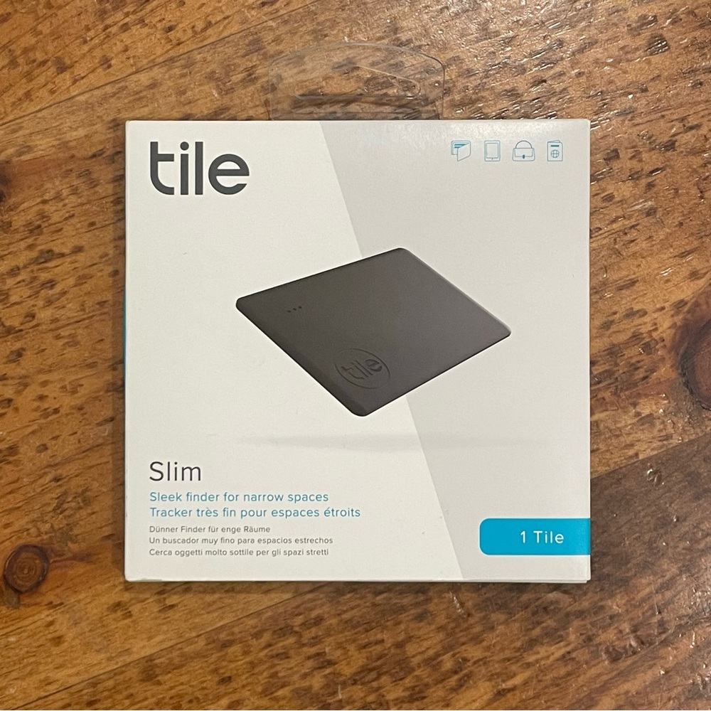 Bluetooth Wallet Tracker in Slim Black